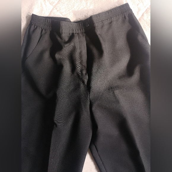 FairSet pants. - Picture 4 of 13